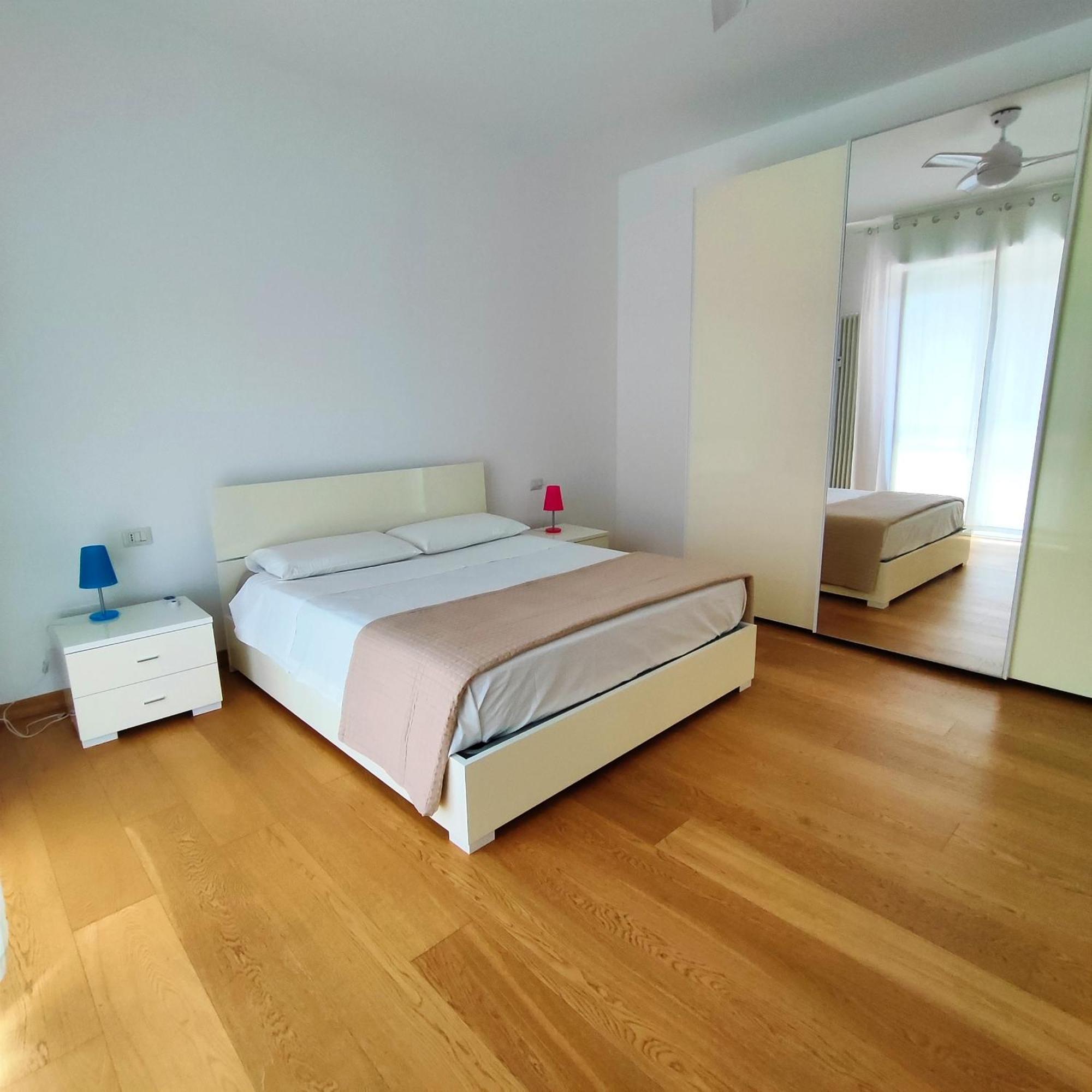 Hub 21052 Milan,lakes,mxp,a8,train Station Apartment